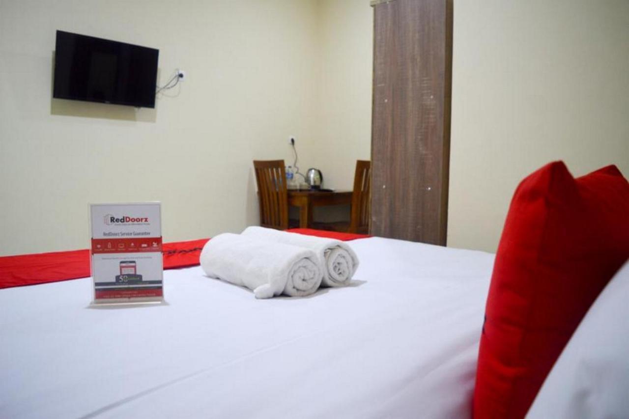 Reddoorz Near Sam Poo Kong 2 Semarang Exterior foto